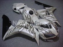 Laden Sie das Bild in den Galerie-Viewer, Pearl White and Black Grey Flame - CBR1000RR 06-07 Fairing