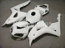 Laden Sie das Bild in den Galerie-Viewer, Pearl White No decals - CBR1000RR 06-07 Fairing Kit -