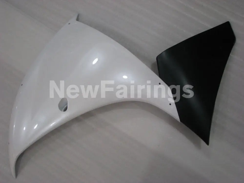 Pearl White Matte Black decals - YZF-R1 09-11 Fairing Kit