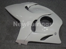 Laden Sie das Bild in den Galerie-Viewer, Pearl White No decals - GSX1300R Hayabusa 08-20 Fairing Kit