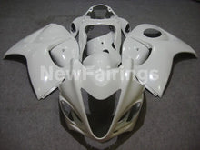 Laden Sie das Bild in den Galerie-Viewer, Pearl White No decals - GSX1300R Hayabusa 08-20 Fairing Kit