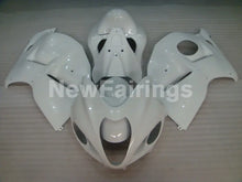 Laden Sie das Bild in den Galerie-Viewer, Pearl White No decals - GSX1300R Hayabusa 99-07 Fairing Kit