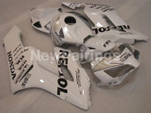 Laden Sie das Bild in den Galerie-Viewer, Pearl White and Silver Repsol - CBR1000RR 04-05 Fairing Kit