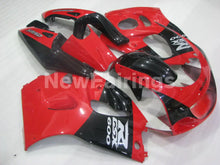 Laden Sie das Bild in den Galerie-Viewer, Red and Black Factory Style - GSX-R600 96-00 Fairing Kit -