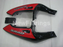 Laden Sie das Bild in den Galerie-Viewer, Red and Black Factory Style - GSX-R600 96-00 Fairing Kit -