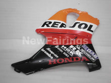 Laden Sie das Bild in den Galerie-Viewer, Red and Orange Black Repsol - CBR 919 RR 98-99 Fairing Kit -