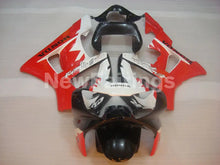 Laden Sie das Bild in den Galerie-Viewer, Red and White Black Factory Style - CBR 929 RR 00-01 Fairing