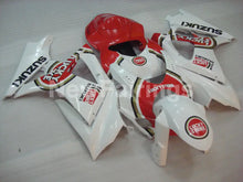 Laden Sie das Bild in den Galerie-Viewer, Red and White Lucky Strike - GSX - R1000 07 - 08 Fairing