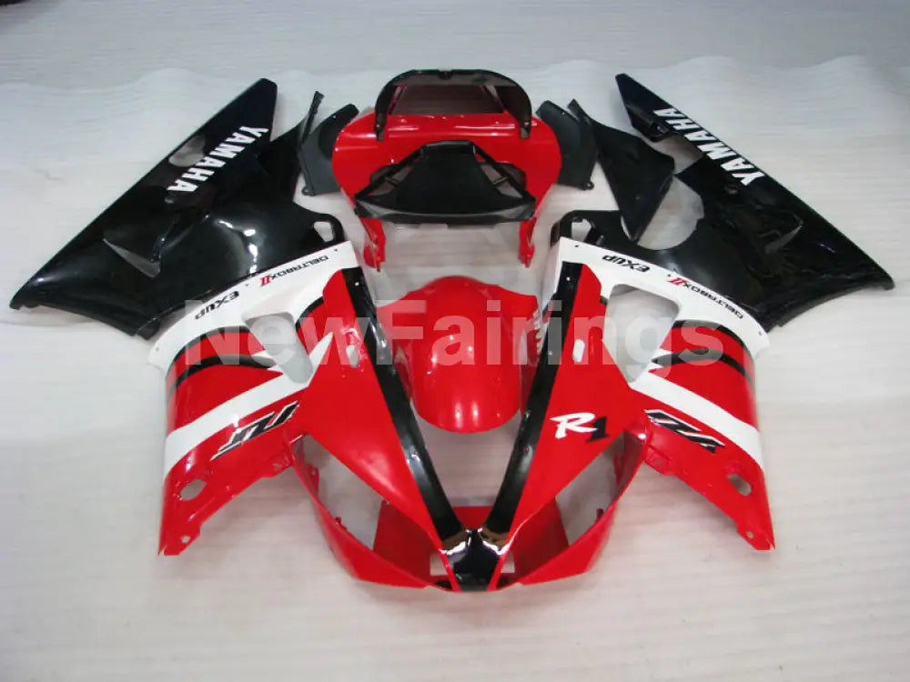 Red Black and White Factory Style - YZF-R1 00-01 Fairing