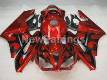 Laden Sie das Bild in den Galerie-Viewer, Red and Black Fire - CBR1000RR 04-05 Fairing Kit - Vehicles