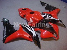 Laden Sie das Bild in den Galerie-Viewer, Red and Black White Factory Style - CBR600RR 07-08 Fairing