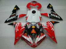 Laden Sie das Bild in den Galerie-Viewer, Red and Black White Santander - YZF-R1 04-06 Fairing Kit