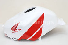 Laden Sie das Bild in den Galerie-Viewer, Red and Blue Castrol - CBR600RR 03-04 Fairing Kit - Vehicles