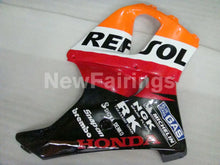 Laden Sie das Bild in den Galerie-Viewer, Red Orange and Black Repsol - CBR 919 RR 98-99 Fairing Kit -