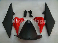 Laden Sie das Bild in den Galerie-Viewer, Red and White Black Factory Style - CBR600RR 03-04 Fairing