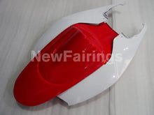 Laden Sie das Bild in den Galerie-Viewer, Red and White Black Factory Style - GSX-R600 06-07 Fairing