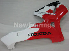 Laden Sie das Bild in den Galerie-Viewer, Red and White Racing - CBR600RR 03-04 Fairing Kit - Vehicles