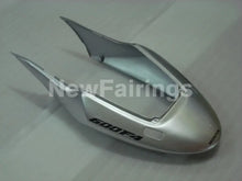 Laden Sie das Bild in den Galerie-Viewer, Silver and Black Factory Style - CBR600 F4 99-00 Fairing Kit