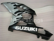 Laden Sie das Bild in den Galerie-Viewer, Silver and Black Flame - GSX - R1000 05 - 06 Fairing Kit