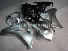 Laden Sie das Bild in den Galerie-Viewer, Silver and Black Factory Style - CBR1000RR 08-11 Fairing Kit