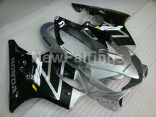 Laden Sie das Bild in den Galerie-Viewer, Silver and Black Factory Style - CBR600 F4i 04-06 Fairing