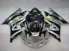 Laden Sie das Bild in den Galerie-Viewer, Silver and Black Factory Style - GSX-R750 00-03 Fairing Kit