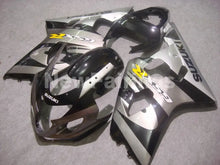 Laden Sie das Bild in den Galerie-Viewer, Silver Black Factory Style - GSX-R750 04-05 Fairing Kit