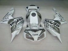 Laden Sie das Bild in den Galerie-Viewer, Silver and White Repsol - CBR1000RR 06-07 Fairing Kit -