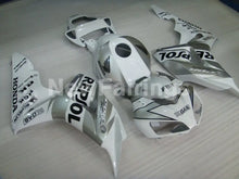 Laden Sie das Bild in den Galerie-Viewer, Silver and White Repsol - CBR1000RR 06-07 Fairing Kit -