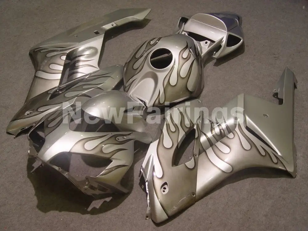 Silver without No Decal and Flame - CBR1000RR 04-05 Fairing