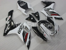 Laden Sie das Bild in den Galerie-Viewer, White and Black Beacon - GSX-R750 11-24 Fairing Kit