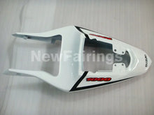 Laden Sie das Bild in den Galerie-Viewer, White and Black Corona - GSX - R1000 03 - 04 Fairing Kit