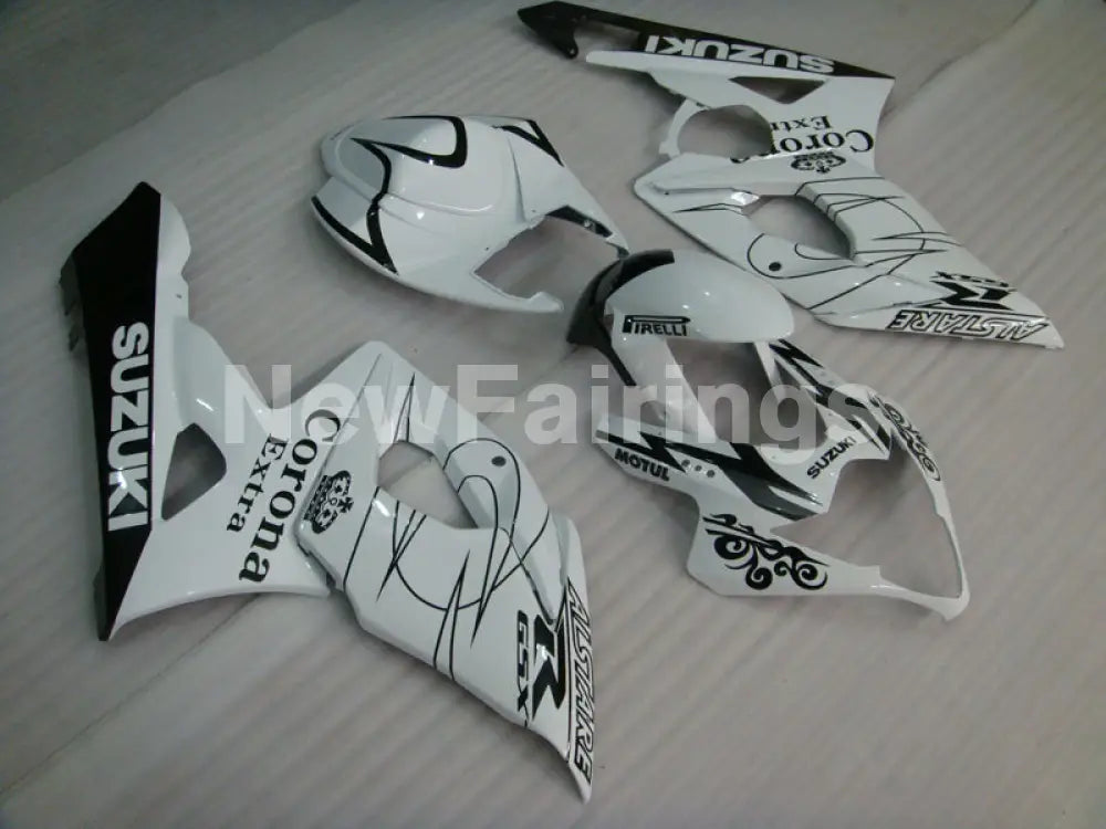 White and Black Corona - GSX - R1000 05 - 06 Fairing Kit