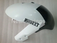 Laden Sie das Bild in den Galerie-Viewer, White and Black Corona - GSX - R1000 07 - 08 Fairing Kit