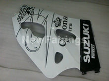 Laden Sie das Bild in den Galerie-Viewer, White and Black Corona - GSX-R750 96-99 Fairing Kit