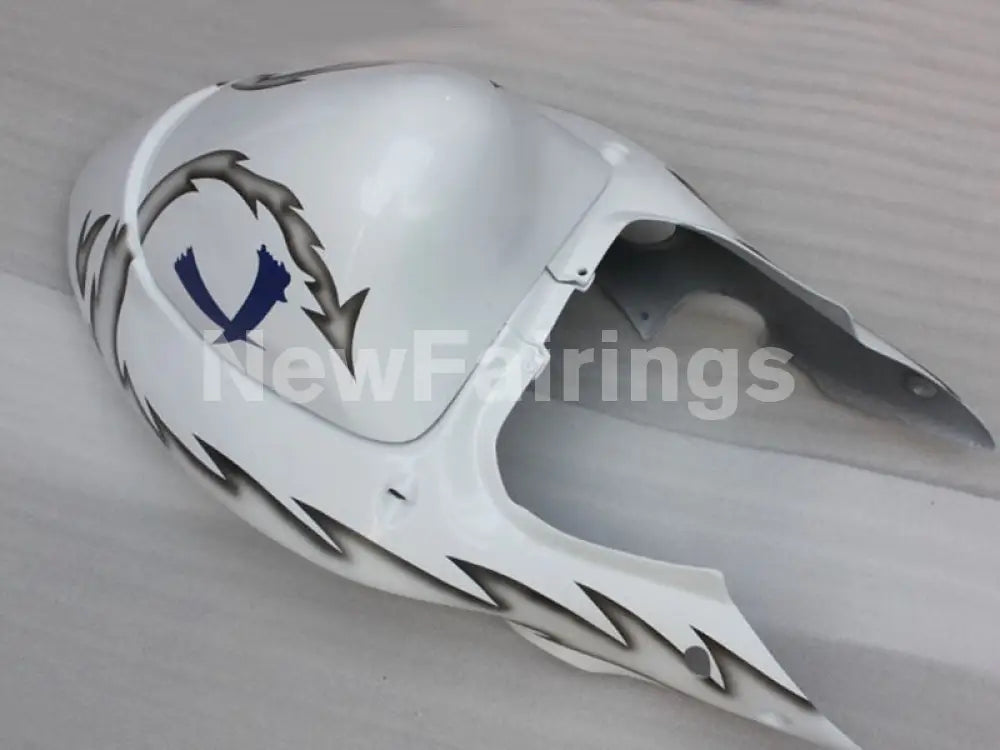 White and Black Dragon - GSX1300R Hayabusa 99-07 Fairing