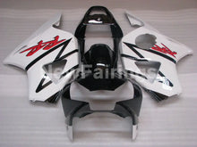 Laden Sie das Bild in den Galerie-Viewer, White and Black Factory Style - CBR 954 RR 02-03 Fairing Kit