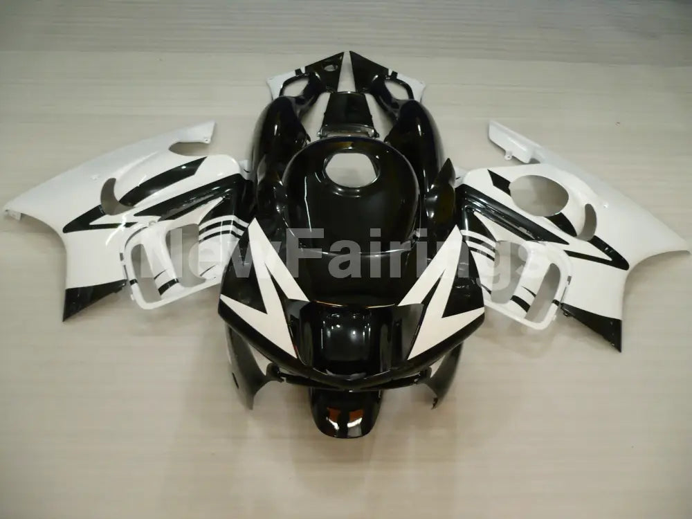 White and Black Factory Style - CBR600 F3 95-96 Fairing Kit