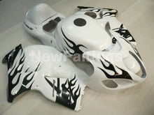 Laden Sie das Bild in den Galerie-Viewer, White and Black Flame - GSX1300R Hayabusa 99-07 Fairing Kit