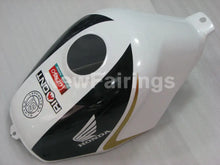 Laden Sie das Bild in den Galerie-Viewer, White and Black PlayBoy - CBR600 F3 97-98 Fairing Kit -