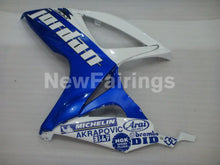 Laden Sie das Bild in den Galerie-Viewer, White and Blue Jordan - GSX-R600 06-07 Fairing Kit -