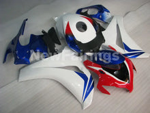 Laden Sie das Bild in den Galerie-Viewer, White and Blue Red No decals - CBR1000RR 08-11 Fairing Kit -