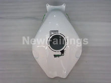 Laden Sie das Bild in den Galerie-Viewer, White and Green Black Motorcycle - CBR1000RR 08-11 Fairing