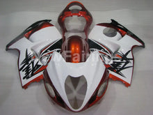 Laden Sie das Bild in den Galerie-Viewer, White and Orange Factory Style - GSX1300R Hayabusa 99-07