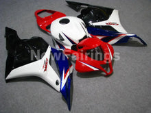 Laden Sie das Bild in den Galerie-Viewer, White and Red Blue Factory Style - CBR600RR 09-12 Fairing