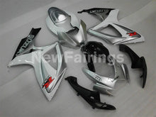 Laden Sie das Bild in den Galerie-Viewer, White and Silver Black Factory Style - GSX-R600 06-07