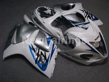 Laden Sie das Bild in den Galerie-Viewer, White and Silver Blue Factory Style - GSX1300R Hayabusa