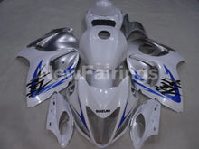 Laden Sie das Bild in den Galerie-Viewer, White and Silver Blue Factory Style - GSX1300R Hayabusa