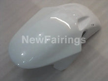 Laden Sie das Bild in den Galerie-Viewer, White and Silver Factory Style - CBR 929 RR 00-01 Fairing