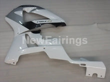 Laden Sie das Bild in den Galerie-Viewer, White and Silver Factory Style - CBR 929 RR 00-01 Fairing